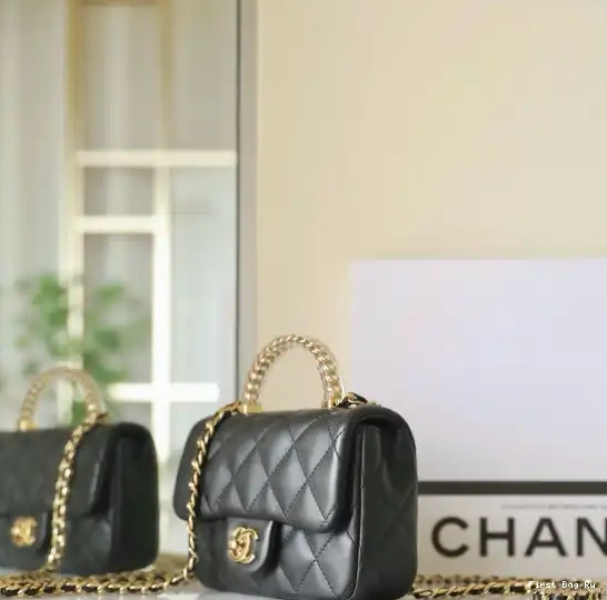 First Bag Ru HANDLE BAG WITH TOP CHANEL FLAP 0703
